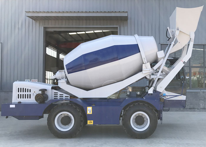 Self-Loading-Concrete-Mixer12